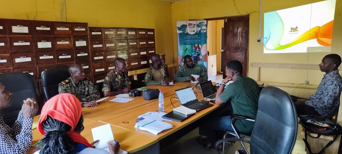 Picture of the training et the CEGENS base camp